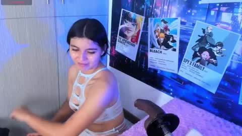 Snapshot of violet_fiore chatting on March 19, 1:48 pm Violet Fiore online show from March 19, 1:48 pm