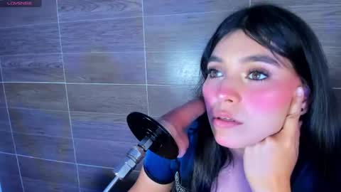 Snapshot of violet_fiore chatting on July 10, 8:55 pm Violet Fiore online show from July 10, 8:55 pm