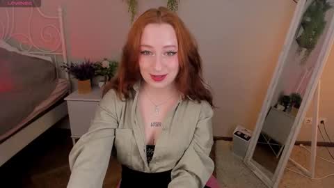 VIOLET online show from March 28, 3:44 pm