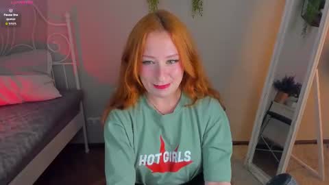 Snapshot of violet_griffen chatting on July 7, 3:38 pm VIOLET online show from July 7, 3:38 pm