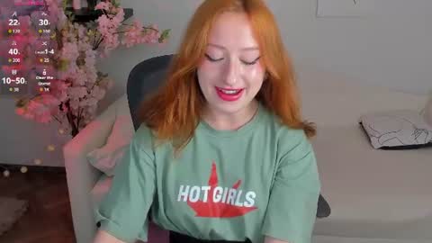 Snapshot of violet_griffen chatting on August 2, 3:54 pm VIOLET online show from August 2, 3:54 pm