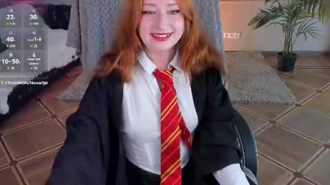 Snapshot of violet_griffen chatting on August 4, 3:58 pm VIOLET online show from August 4, 3:58 pm