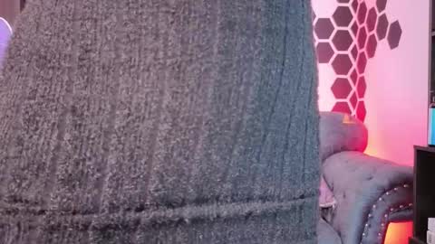 violet_jhonson online show from December 1, 6:57 pm