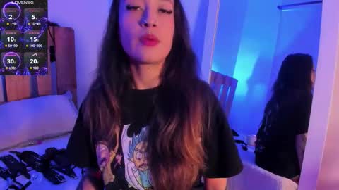 Violet Jones online show from March 10, 3:39 pm