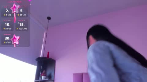 violet online show from September 22, 12:51 pm