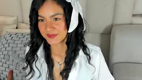 Snapshot of violet_vyx chatting on May 16, 4:20 am Violet online show from May 16, 4:20 am