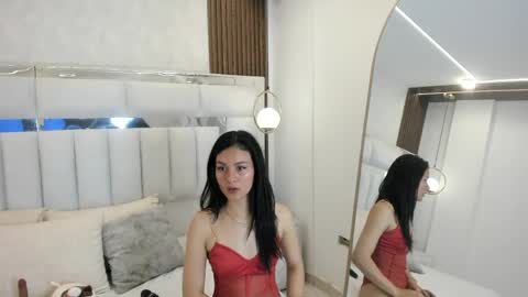Snapshot of violet_vyx chatting on May 30, 4:20 am Violet online show from May 30, 4:20 am