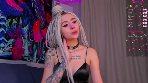 Violet online show from January 3, 6:01 am