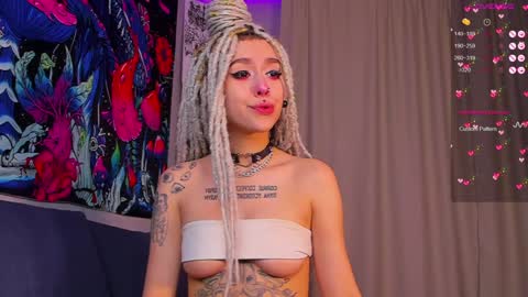 Violet online show from January 11, 5:31 am