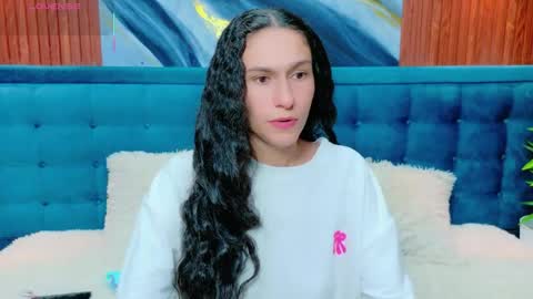 Violeta  online show from May 2, 11:15 am