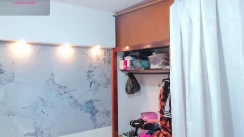 Violet  online show from October 1, 2:50 am