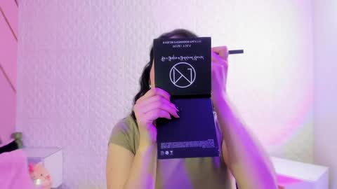 Snapshot of violeta_diazz chatting on June 6, 9:19 pm online show from June 6, 9:19 pm