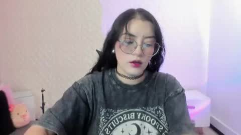 Snapshot of violeta_diazz chatting on June 11, 9:24 pm online show from June 11, 9:24 pm