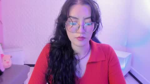 Snapshot of violeta_diazz chatting on June 14, 2:24 am online show from June 14, 2:24 am