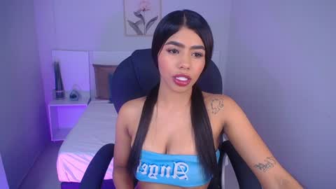 Violeta leon online show from December 12, 9:30 am