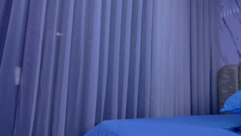 Snapshot of violeta_london chatting on June 17, 2:58 am violeta london online show from June 17, 2:58 am