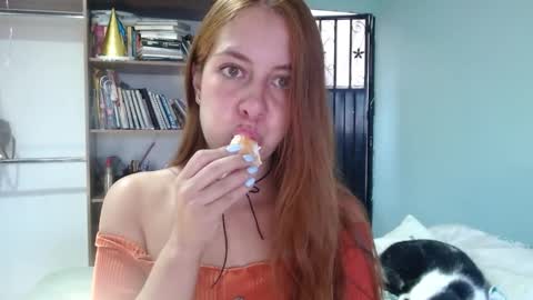 Snapshot of violeta_peter69 chatting on January 10, 9:52 pm Violeta Peter online show from January 10, 9:52 pm