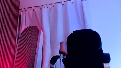 Snapshot of violeta_queen11 chatting on June 15, 2:41 pm Violeta online show from June 15, 2:41 pm