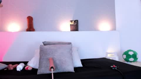 Snapshot of violeta_queen11 chatting on July 22, 3:04 pm Violeta online show from July 22, 3:04 pm