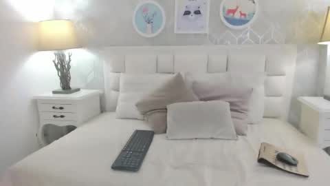 violeta_sannz online show from March 27, 11:43 am