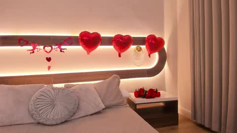 Violeta Sum online show from February 14, 1:41 pm