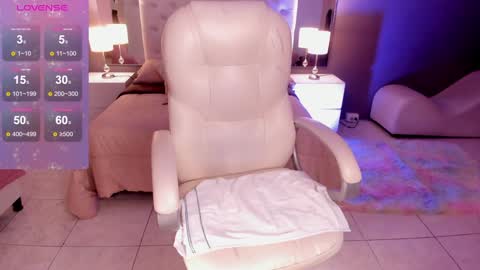 Violeta  online show from December 19, 11:50 am