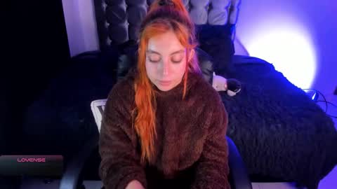 Violeta  Help me reach 150 thumbs up    online show from February 18, 4:52 am