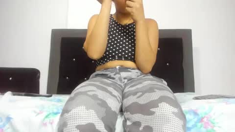 VioletaDums online show from March 10, 2:50 am