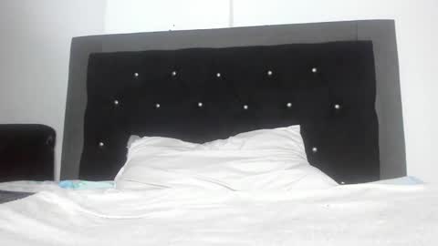 VioletaDums online show from March 10, 6:27 am