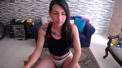 Snapshot of violetagomez_co chatting on May 4, 2:13 pm Violeta Gmez online show from May 4, 2:13 pm