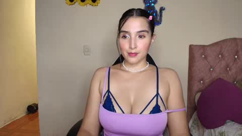 Jimena online show from January 7, 1:52 am