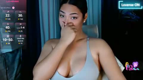 Snapshot of violetasha chatting on July 30, 1:59 am violet online show from July 30, 1:59 am