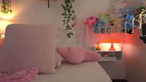 violeth___ online show from July 6, 12:13 pm