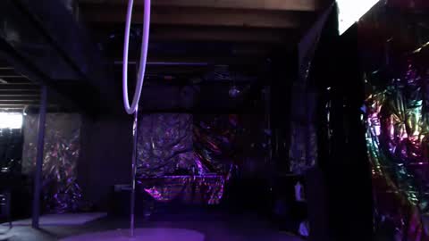 Snapshot of violethooper chatting on February 11, 6:33 pm Violet Hooper online show from February 11, 6:33 pm