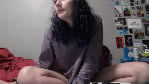 Snapshot of violethooper chatting on September 24, 6:33 pm Violet Hooper online show from September 24, 6:33 pm