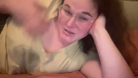 violetlyhappy online show from March 9, 10:47 pm