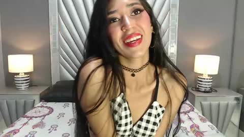 violetpons online show from April 23, 8:55 pm