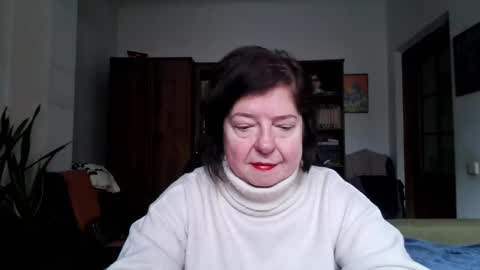 violetpulse online show from February 19, 11:50 am