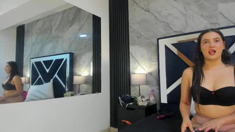 Violet Rose online show from October 9, 7:34 pm