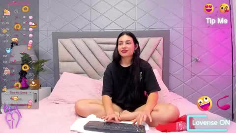 Violet Rousse online show from February 17, 6:26 pm