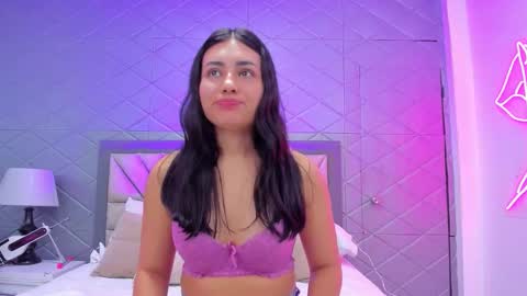 Violet Rousse online show from December 3, 4:16 pm