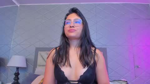 Violet Rousse online show from May 27, 7:55 pm