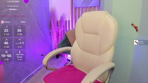 VioletSky  online show from July 2, 5:24 am