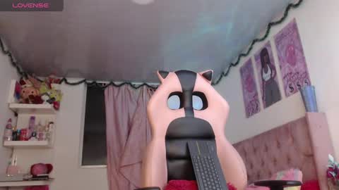 Snapshot of violett_brown9 chatting on June 2, 5:42 am violett_brown9 online show from June 2, 5:42 am