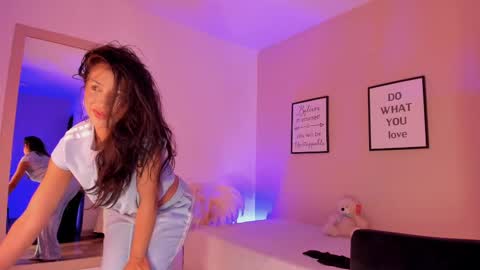 violetta_bold online show from September 29, 11:48 am