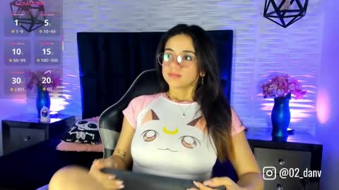 Snapshot of violetta_danvers chatting on October 3, 11:29 am Violetta online show from October 3, 11:29 am