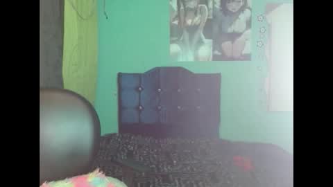 Snapshot of violetta_dreams chatting on June 11, 2:22 am violetta_dreams online show from June 11, 2:22 am