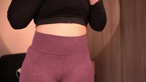 violetta independent model online show from August 4, 2:26 am