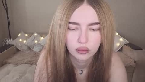 ViolettaOtis online show from November 25, 10:26 am