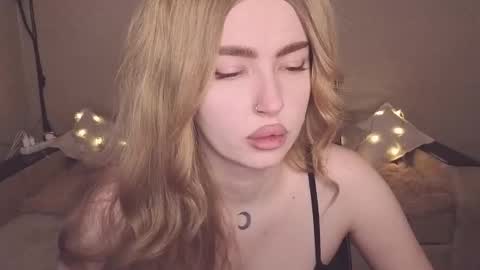 ViolettaOtis online show from January 12, 12:32 pm